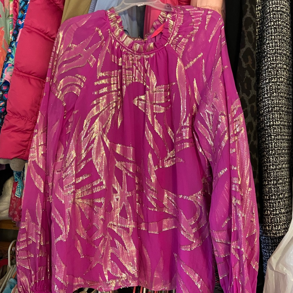 Lily Pulitzer pink and gold shirt size small. EUC